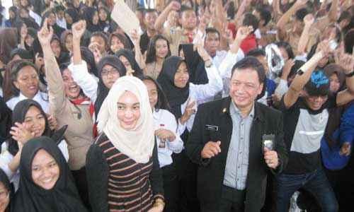  Dispenda Gelar Acara 'Tax Goes to School'