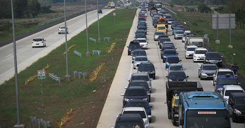 Tol Cipali Dongkrak Pajak Restoran