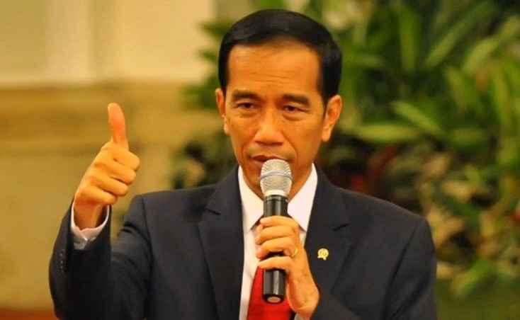 Jokowi Kejar Target Infrastruktur, Begini Respons Ekonom