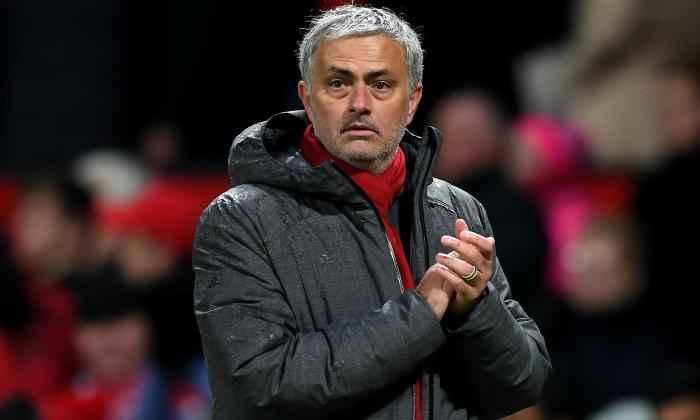 Tak Ingin Dibui, Pelatih MU Mourinho Bayar Penalti Pajak