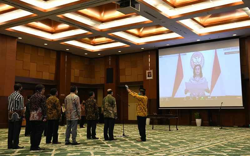 Sri Mulyani Lantik 299 Pejabat Eselon II dan III, Mayoritas dari DJP