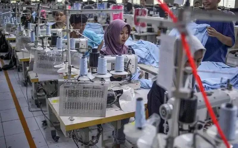 Restitusi Naik, Setoran Pajak Industri Pengolahan Terkontraksi 12,2%