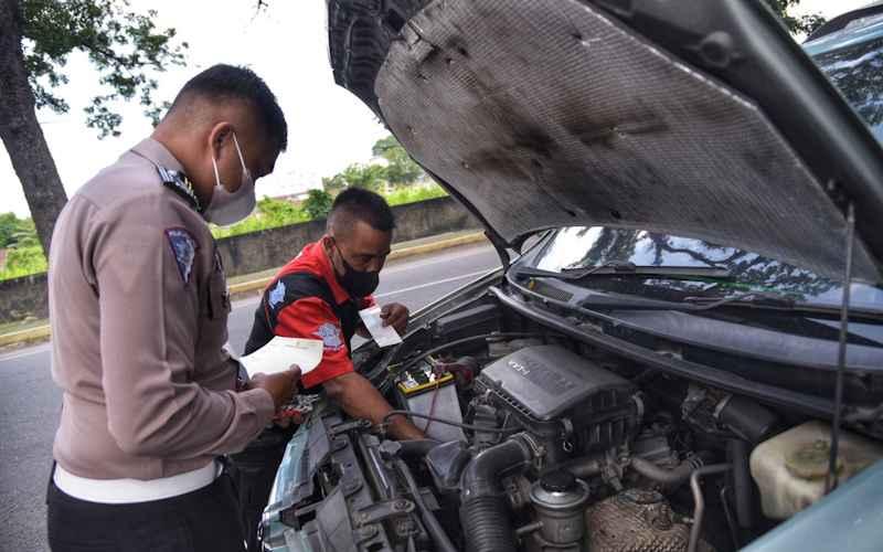 Semua Kendaraan Bermotor Bakal Dipasang Stiker Hologram, Ini Cirinya