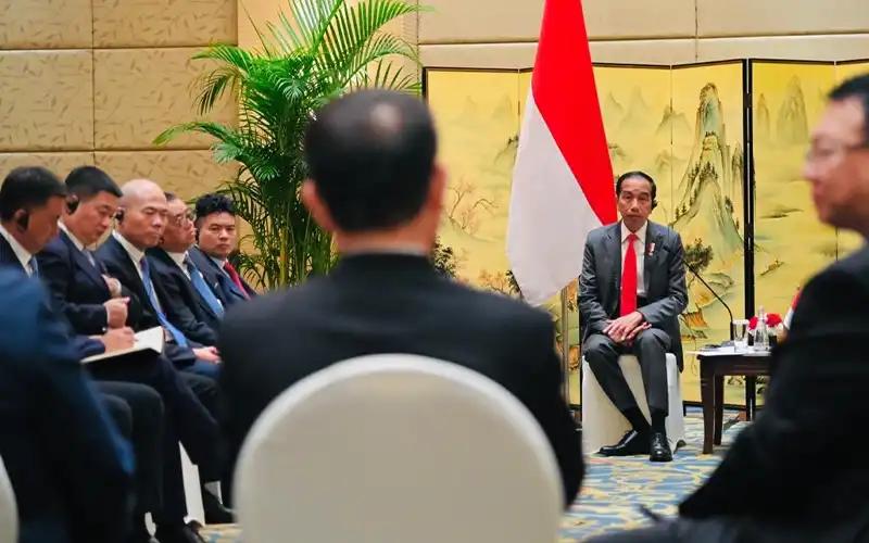 Temui Pengusaha China, Jokowi: Silakan Lapor Jika Temui Masalah