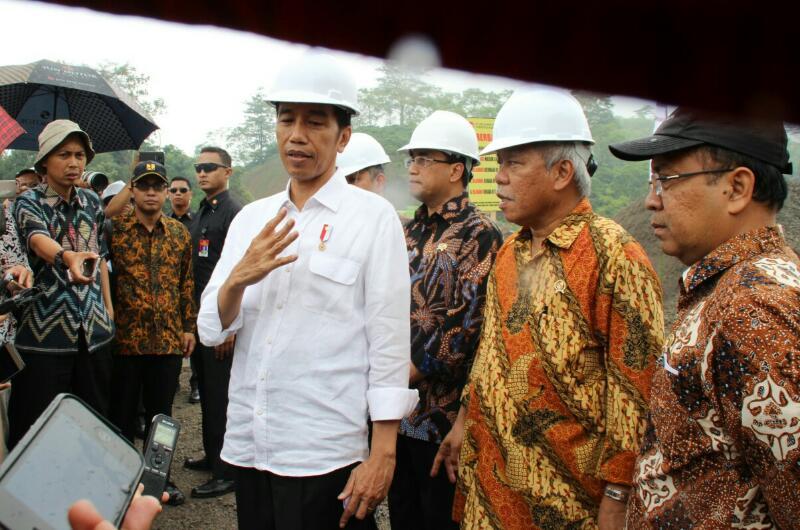 Mendagri Tak Bisa Batalkan Perda, Ini Kata Jokowi