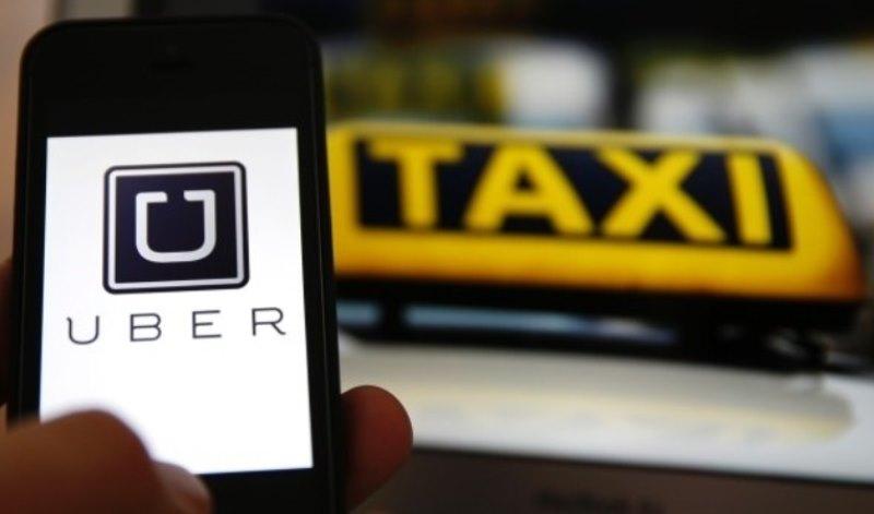 Taksi Online Kena Pajak 1 Dolar, Uber Layangkan Protes