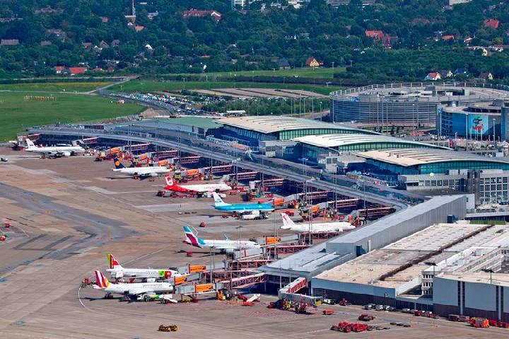 Asing Mulai Kelola Bandara