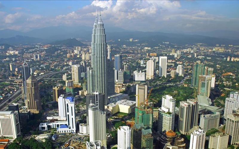 Malaysia Tetapkan Status Lockdown, Seperti Apa Kondisinya?