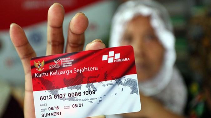 Pemda Diminta Realokasi Dana Honorarium dan Bansos ke Warga Miskin