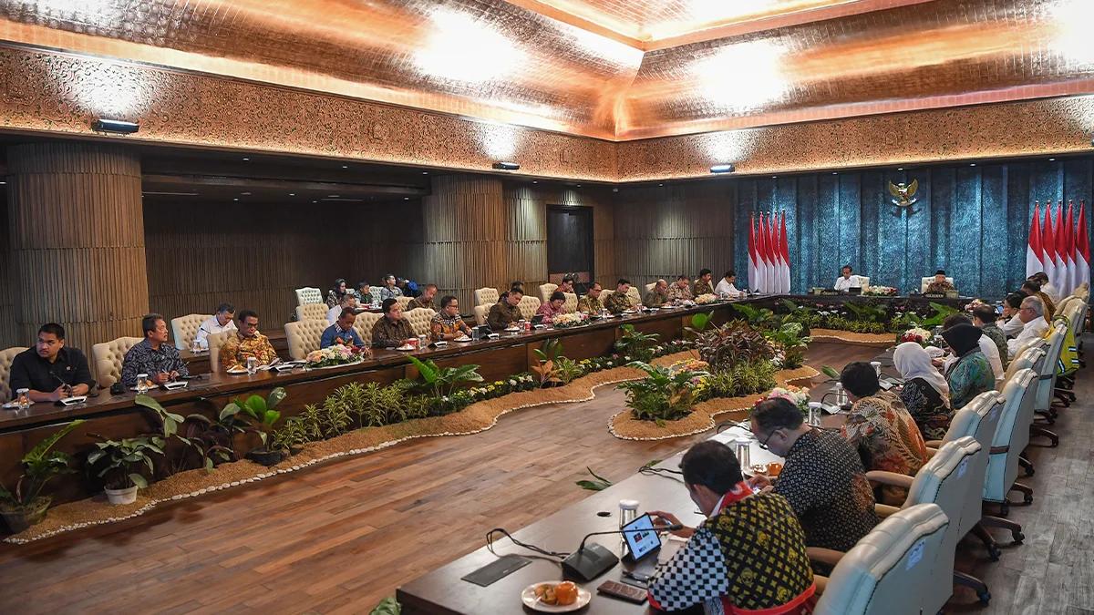 Jokowi Gelar Sidang Kabinet Paripurna Perdana di Ibu Kota Nusantara