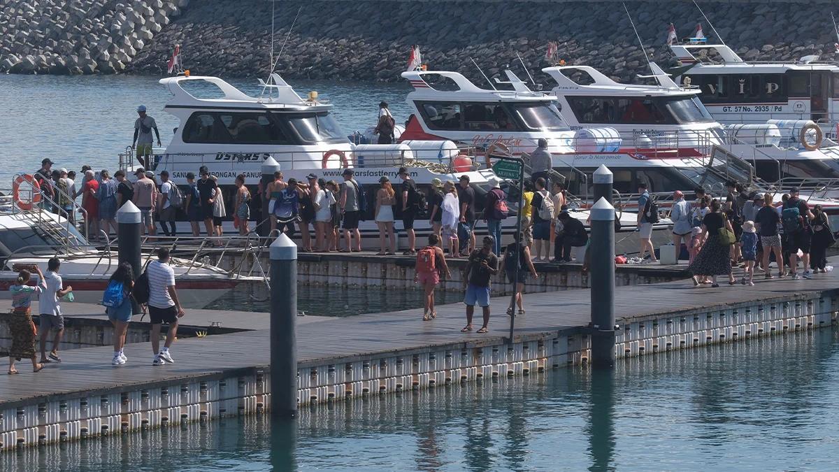 Ramai Turis Asing, Petugas Pajak Sisir Usaha Restoran dan Hotel