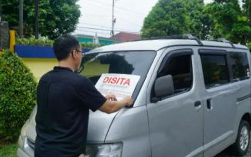 Utang Pajak Rp 300 Juta Tak Dilunasi, Mobil Daihatsu Akhirnya Disita