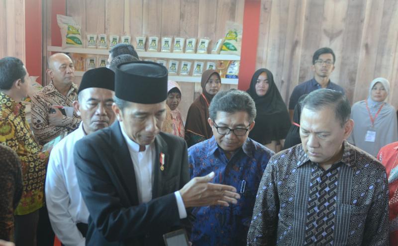 Jokowi Akan Kawal Pelayanan Polri