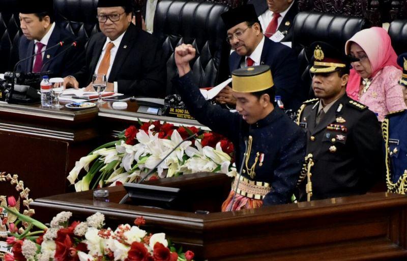 2018, Jokowi Patok Pendapatan Negara Rp1.878 Triliun