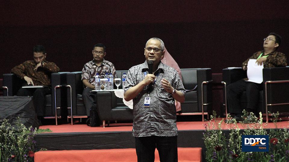 Managing Partner DDTC Darussalam yang mewakili Ikatan Akuntan Indonesia (IAI) Kompartemen Akuntan Pajak (KAPj) sebagai narasumber dalam acara seminar nasional, Kamis (22/3), di Kampus PKN STAN, Bintaro.