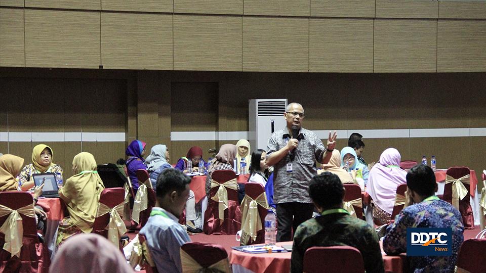 Seminar nasional ini merupakan kerja sama Forum Vokasi IAI Kompartemen Akuntan Pendidik (KAPd) dengan PKN STAN.