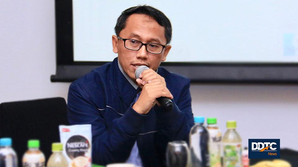 Dan pembicara terakhir yang juga menutup rangkaian Seminar The 19th TST pada hari ini adalah Heru  Marhanto Utomo yang menjabat sebagai Kepala Subdirektorat Manajemen Transformasi Proses Bisnis.