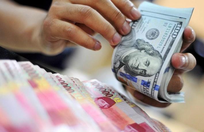 Wah, Dolar Tembus Rp14.200 Pekan Ini