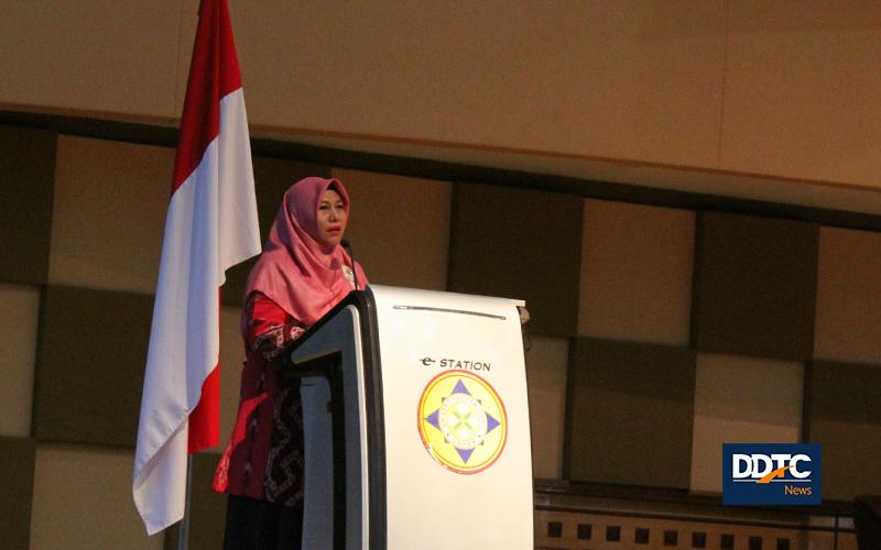 Kaprodi D3 Akuntansi Universitas Pamulang (Unpam) Iin Rosini memberikan sambutan dalam Seminar Nasional bertajuk 'Implikasi Era Keterbukaan Informasi Keuangan Terhadap Perpajakan di Indonesia', Sabtu (16/3/2019). 