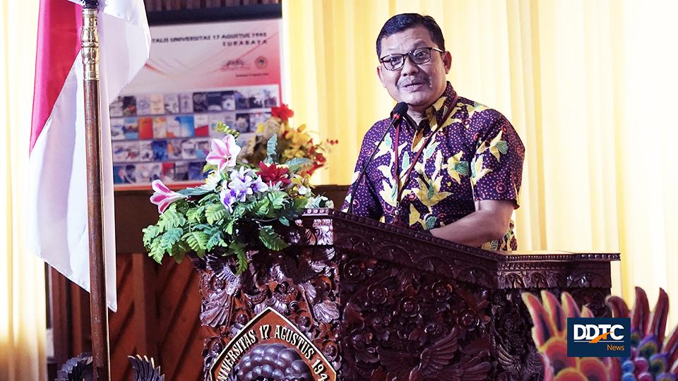 Acara dibuka dengan sambutan oleh Rektor Universitas 17 Agustus 1945 Surabaya (UNTAG) Mulyanto Nugroho