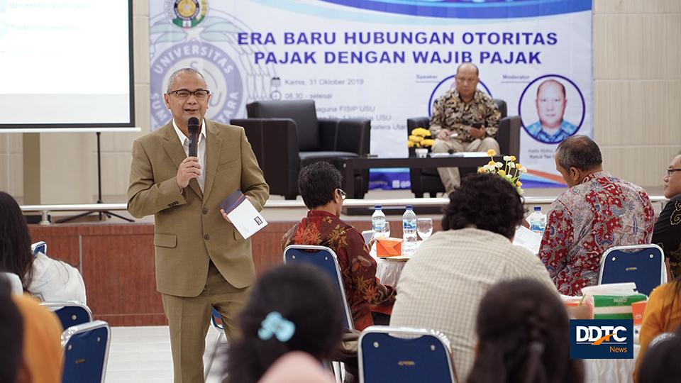 Pemaparan materi terkait era baru hubungan otoritas pajak dengan wajib pajak oleh Managing Partner DDTC Darussalam