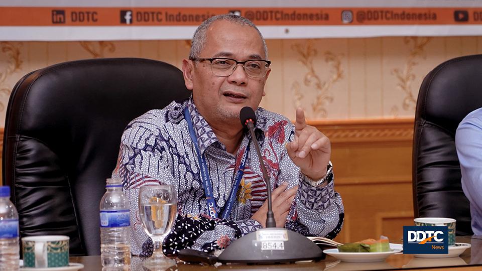 Selanjutnya dilanjutkan dengan pemaparan pembicara inti oleh Managing Partner DDTC Darussalam yang memberikan materi mengenai Era Baru Hubungan Otoritas Pajak dengan Wajib Pajak.