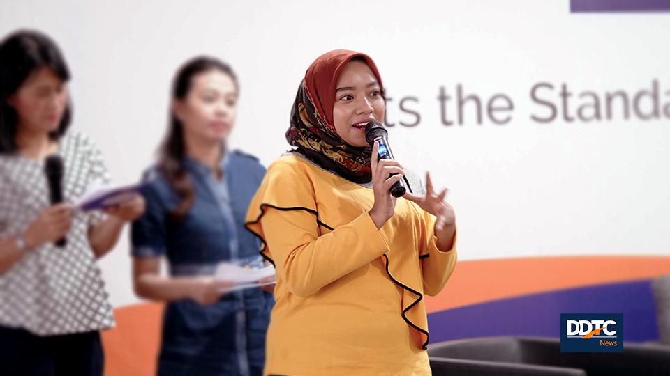 Pada acara pembuka, dimulai dengan perkenalan pertama dari Founder Speak Project Oleh Sandika Dewi.