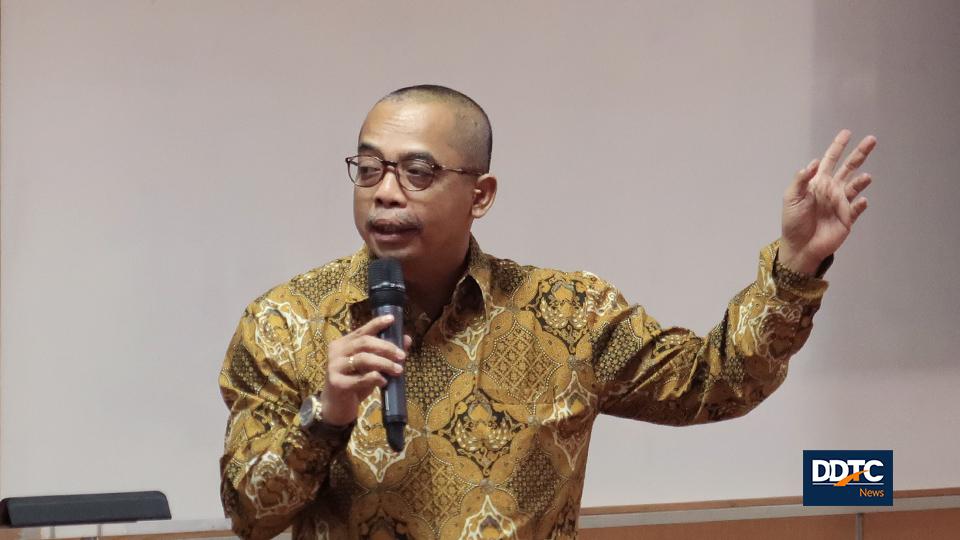 Dirjen Pajak Suryo Utomo menyampaikan keynote speech dalam IAI KAPj Goes to Campus di Kampus Universitas Indonesia (UI) Salemba, Jakarta, Rabu (12/2/2020).