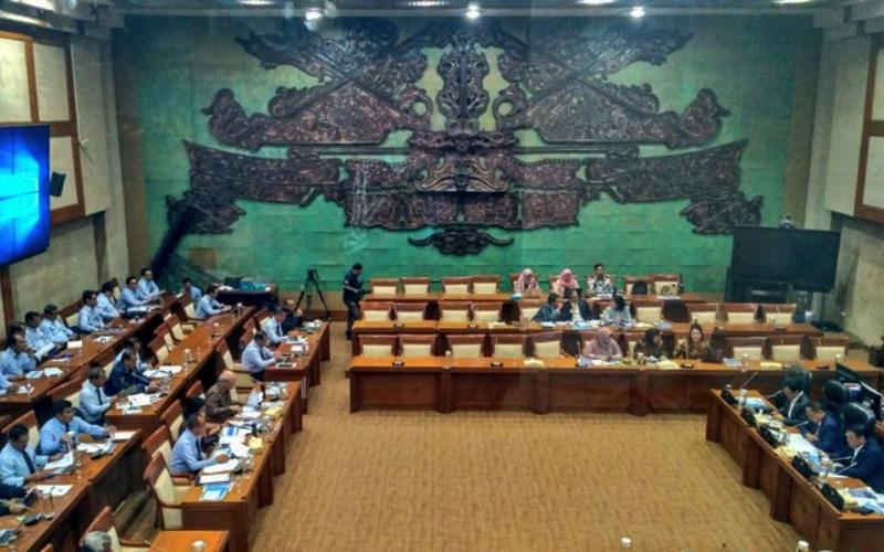 Tok! DPR Setujui Pengenaan Cukai Kantong Plastik