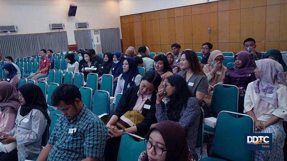 Suasana saat pemaparan materi dari HR DDTC.