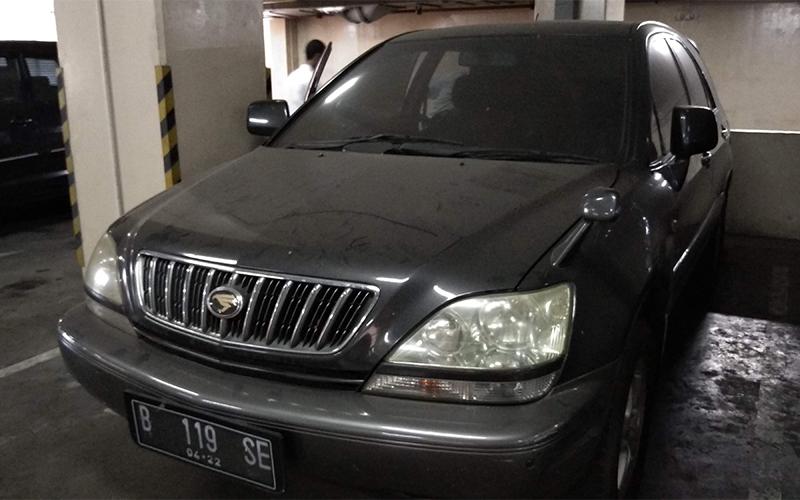 DJP Lelang Mobil Toyota Harrier Mulai Rp76 Juta, Berminat?