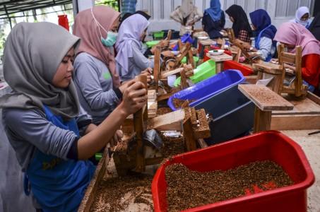 Serap Tenaga Kerja, Cukai Rokok SKT Sudah Seyogyanya Tidak Naik