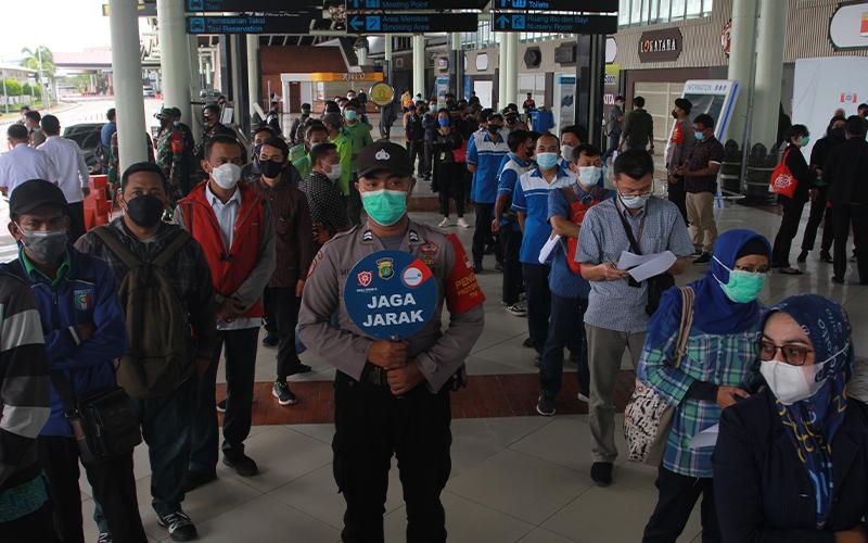 Tinjau Bandara Soetta, Dirjen Bea Cukai Minta Layanan Ditingkatkan