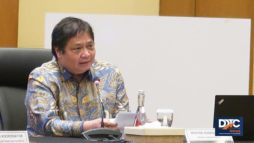 Menteri Koordinator (Menko) Perekonomian Airlangga Hartarto mengatakan e-filing memberikan kemudahan dalam pelaporan SPT Tahunan tanpa harus ke kantor pajak. Airlangga mengatakan pajak merupakan sumber pendapatan terbesar negara. Dia mengajak wajib pajak untuk meningkatkan kepatuhan pajak. (Foto: Muhamad Wildan/DDTCNews)