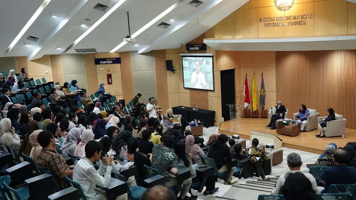 Suasana sesi tanya jawab dalam seminar nasional